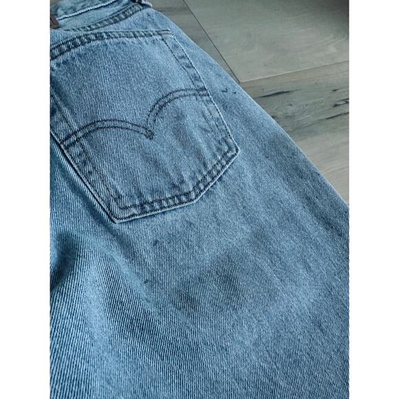 Vintage 90s Levi's 539 Light Wash Distressed Size 31 x 32 Waist 30" High Rise - Picture 13 of 15